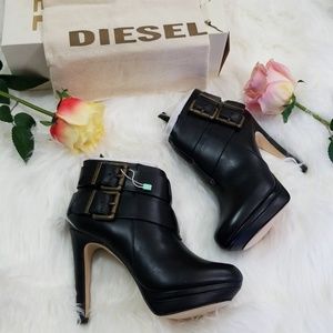 🆕️Diesel Melrose Sydnay Black Leather Ankle Boots